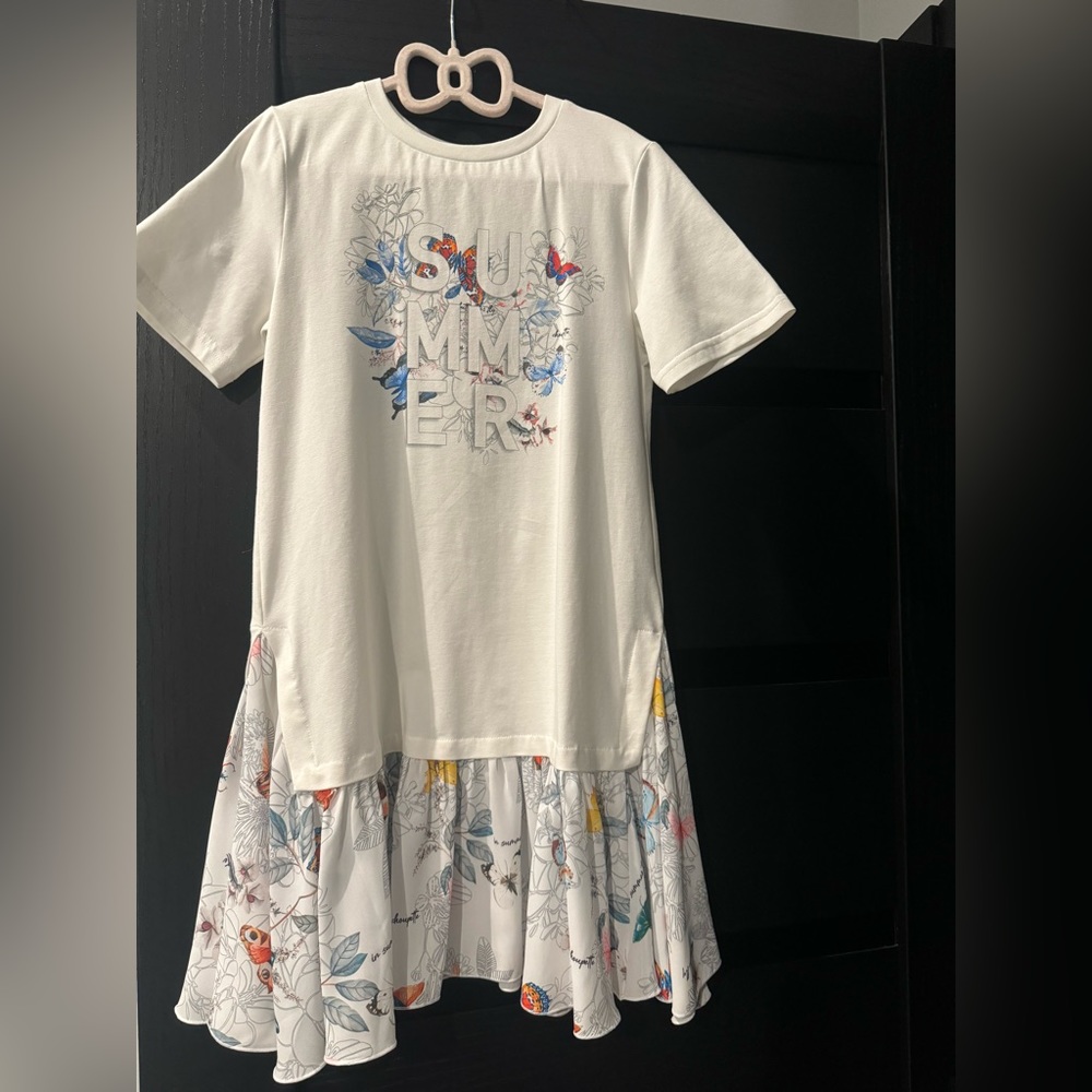Girls dress